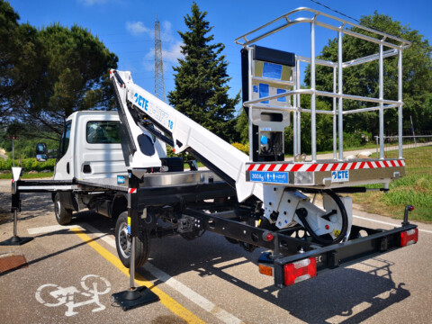 CTE-B-LIFT-18-IVECO