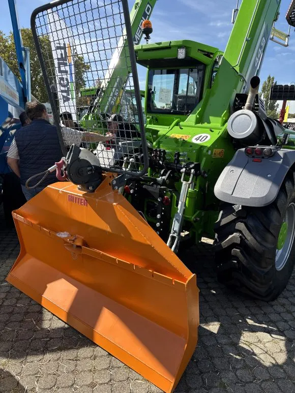 Multifarmer (MF 44.9 CS 170 CVTRONIC)